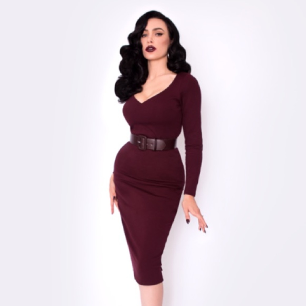 NWT La Femme En Noir oxblood wiggle dress XS